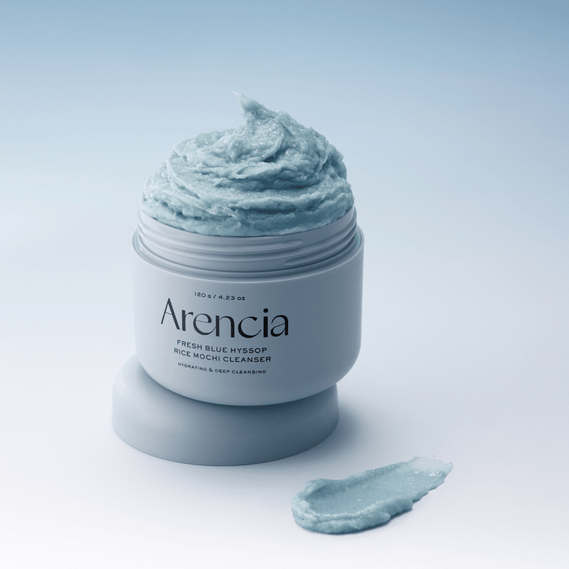 pH-balanced solid-to-foam cleanser Arencia Blue Hyssop Rice Mochi for redness and irritation