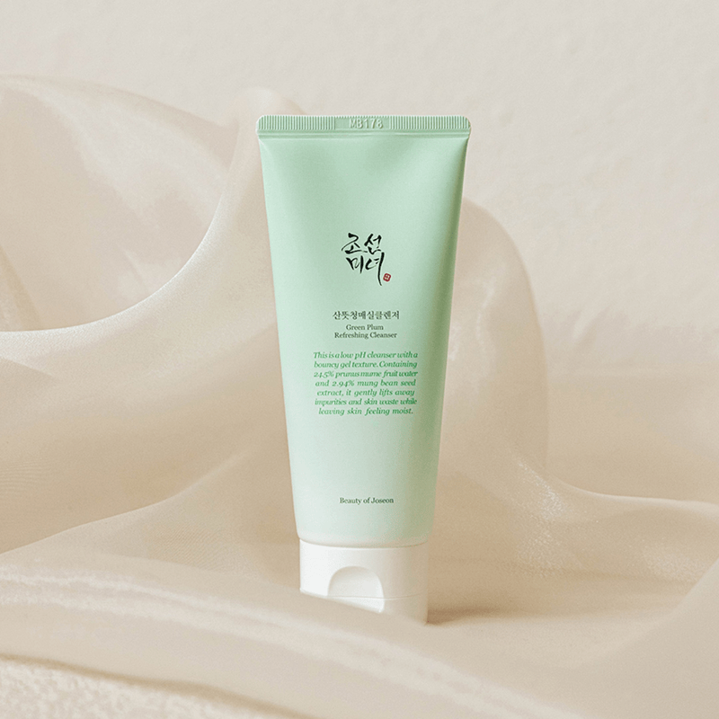 Close-up of Beauty of Joseon Green Plum Refreshing Cleanser 100ml, ideal for brightening and smoothing skin.