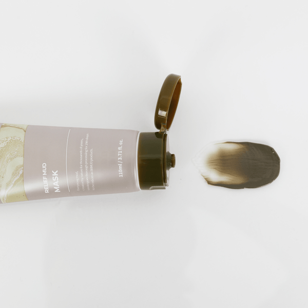 BRMUD mineral-rich face mask – Detoxifying clay mask that absorbs excess sebum and impurities for a clearer complexion