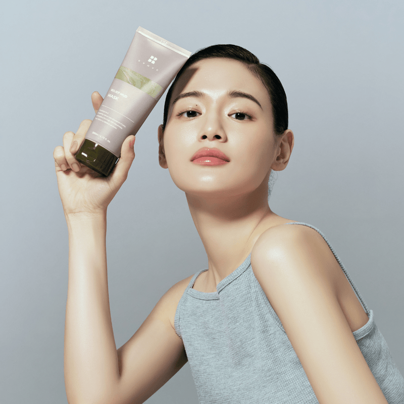 Boryeong mud facial mask – Gentle exfoliating mud mask with ultra-fine particles and a soft, creamy texture