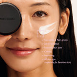 Black rice and hyaluronic acid cream for hydrated plump skin