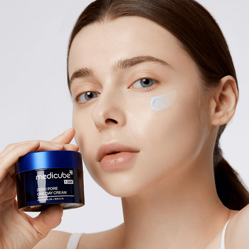 Medicube Zero Pore One Day Cream 50ml - Lightweight pore minimising cream with BHA, Panthenol, and Niacinamide for smoother, hydrated, and balanced skin.