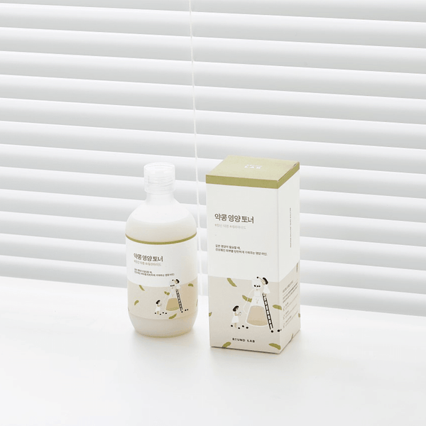 Round Lab Soybean Nourishing Toner 300ml, rich in Korean fermented soy, hyaluronic acid, and ceramides for a glowing, youthful complexion