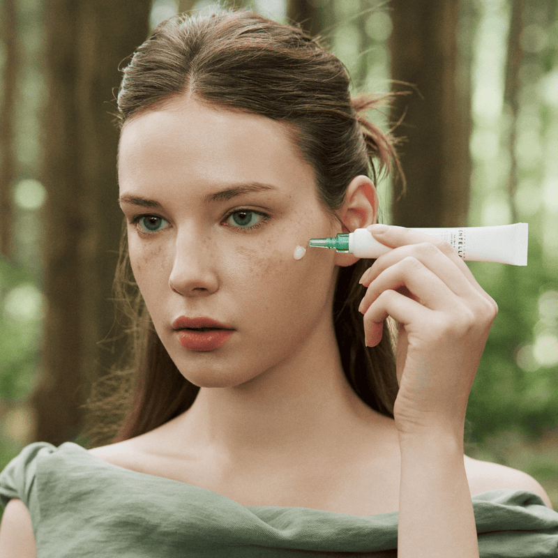 Korean skincare Tea-Trica Spot Cream by SKIN1004 featuring Centella Asiatica and Tea Tree extract for calming inflammation, reducing redness and targeting stubborn blemishes.