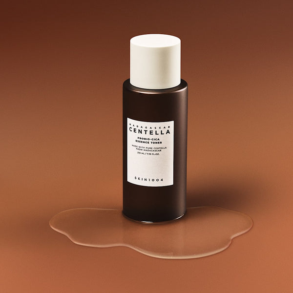 SKIN1004 Madagascar Centella Probio-Cica Essence Toner – Korean toner with probiotics and centella asiatica for balanced hydration, skin barrier repair and calming irritation.